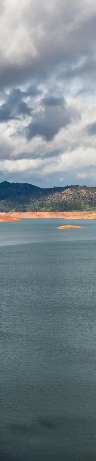 Erkunde den Shasta Lake vom Wasser aus